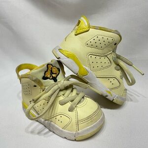Toddlers Nike Air Jordan Retro 6 Citron Tint Size 4C great condition